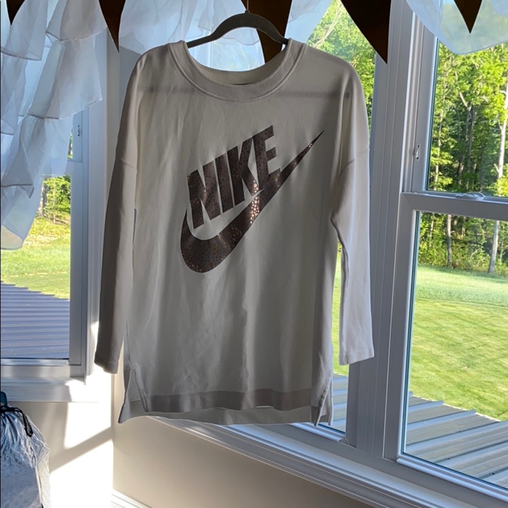 nike sweater